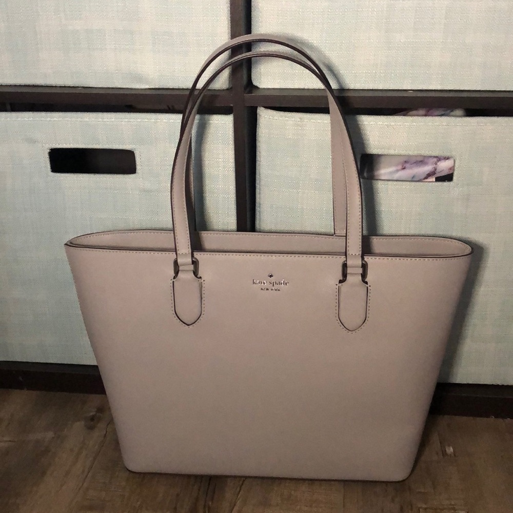 Kate spade medium tote purse